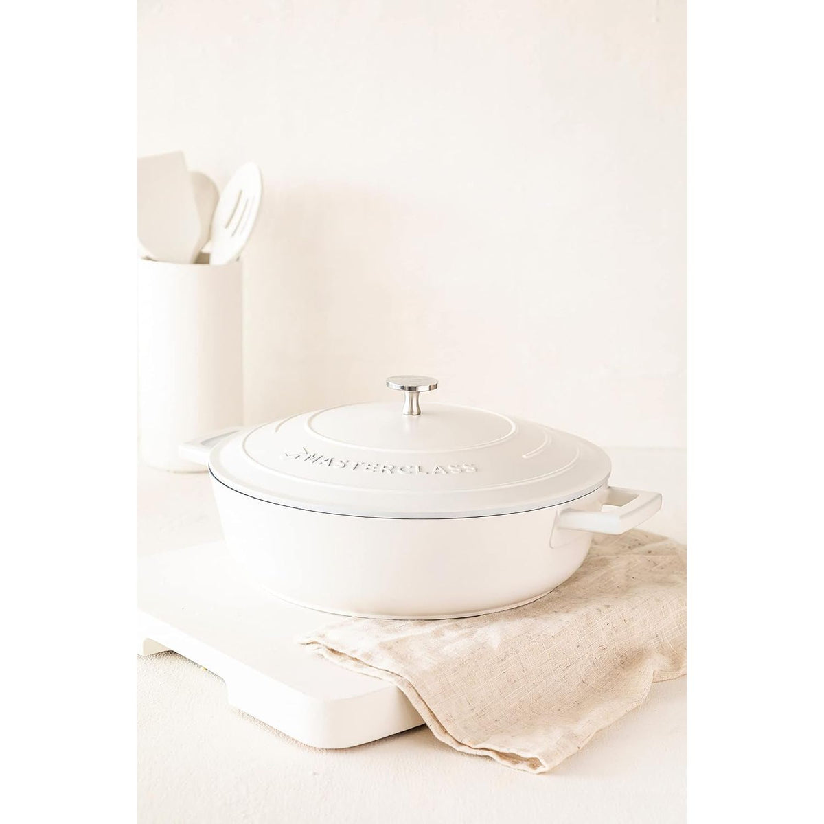 MasterClass Cream Cast Aluminium 4LT Casserole Dish Shallow