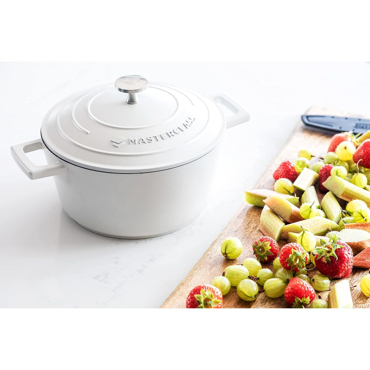 MasterClass Cream Cast Aluminium 2.5LT Casserole Dish