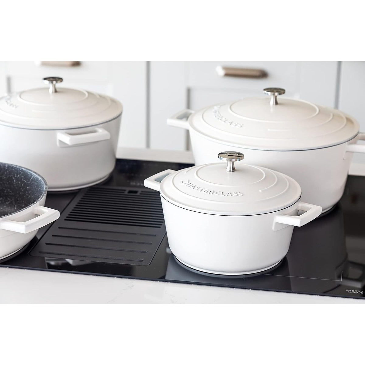 MasterClass Cream Cast Aluminium 2.5LT Casserole Dish
