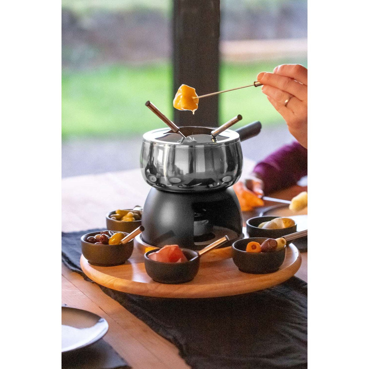 Artesà Six Person Party Fondue Set With Lazy Susan - Home Deco London
