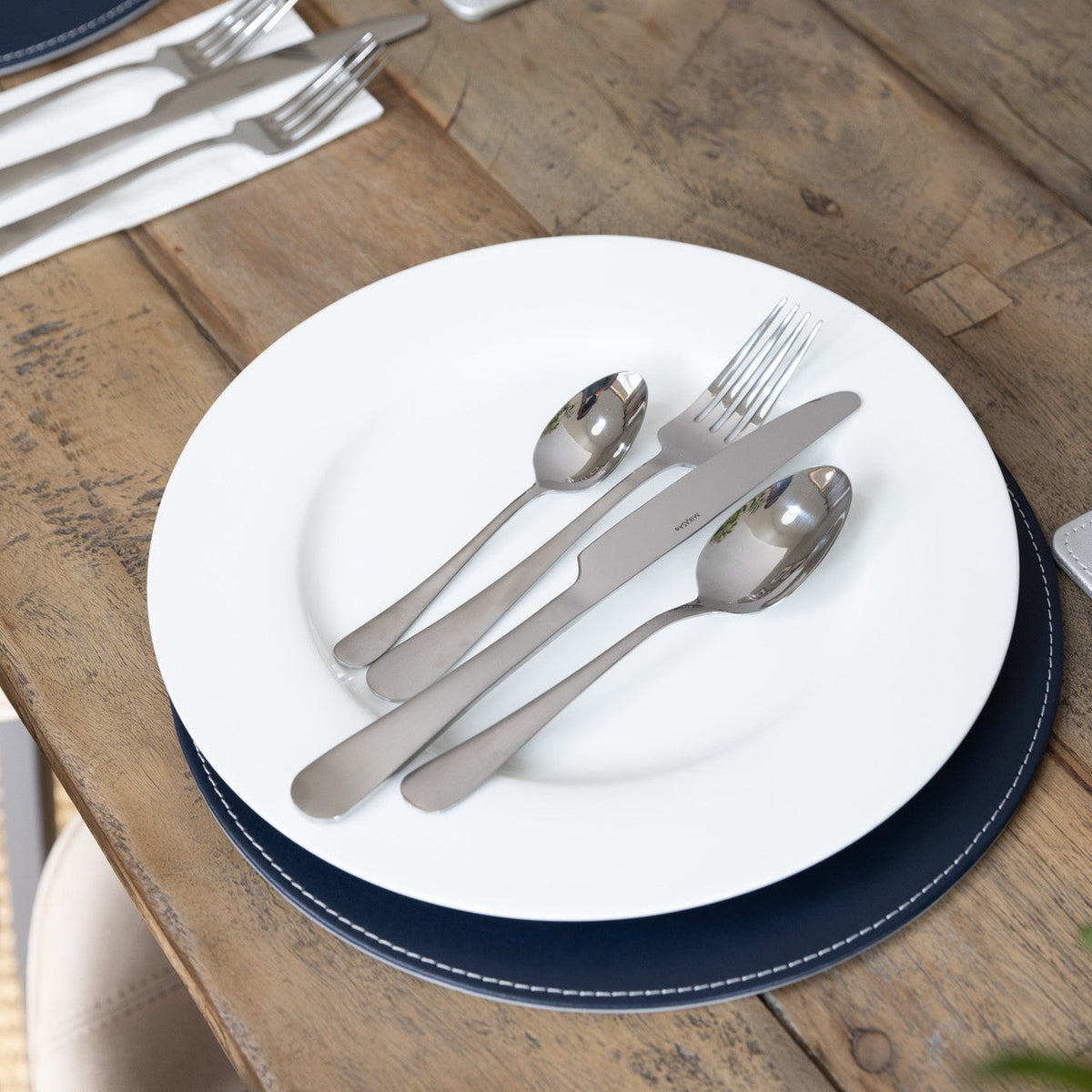 Mikasa Satin Cutlery Set - 16 Piece Stainless Steel - Home Deco London
