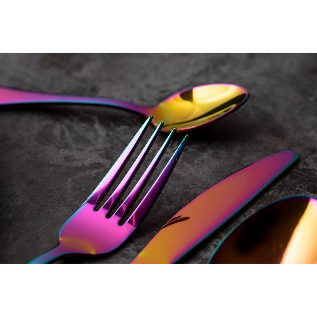 Mikasa Iridescent Cutlery Set - 16-Piece Stainless Steel - Home Deco London