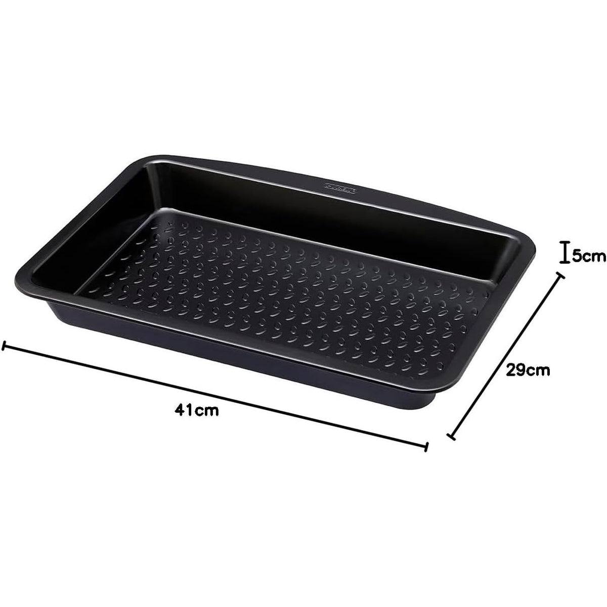 A close-up of the Pyrex Glide Metal Roaster 38x24cm showcasing its durable design as a non-stick metal roaster.