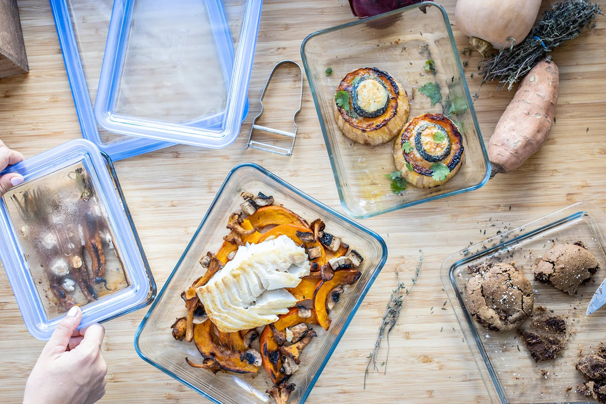 Oven safe food storage dishes collection featuring versatile glass containers with lids, ideal for meal prep and thermal shock resistant.