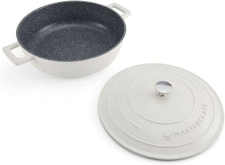MasterClass Shallow Casserole Dish with Lid, Hob to Oven to Table Casserole Pan, Ultra Lightweight, Optimum Heat Conduction, 4L, Cream