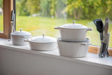 MasterClass Small Casserole Dish with Lid 2.5L/20 cm, Lightweight Cast Aluminium, Induction Hob and Oven Safe, Cream