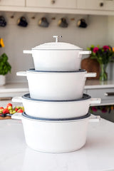 MasterClass Small Casserole Dish with Lid 2.5L/20 cm, Lightweight Cast Aluminium, Induction Hob and Oven Safe, Cream