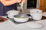 MasterClass Shallow Casserole Dish with Lid, Hob to Oven to Table Casserole Pan, Ultra Lightweight, Optimum Heat Conduction, 4L, Cream