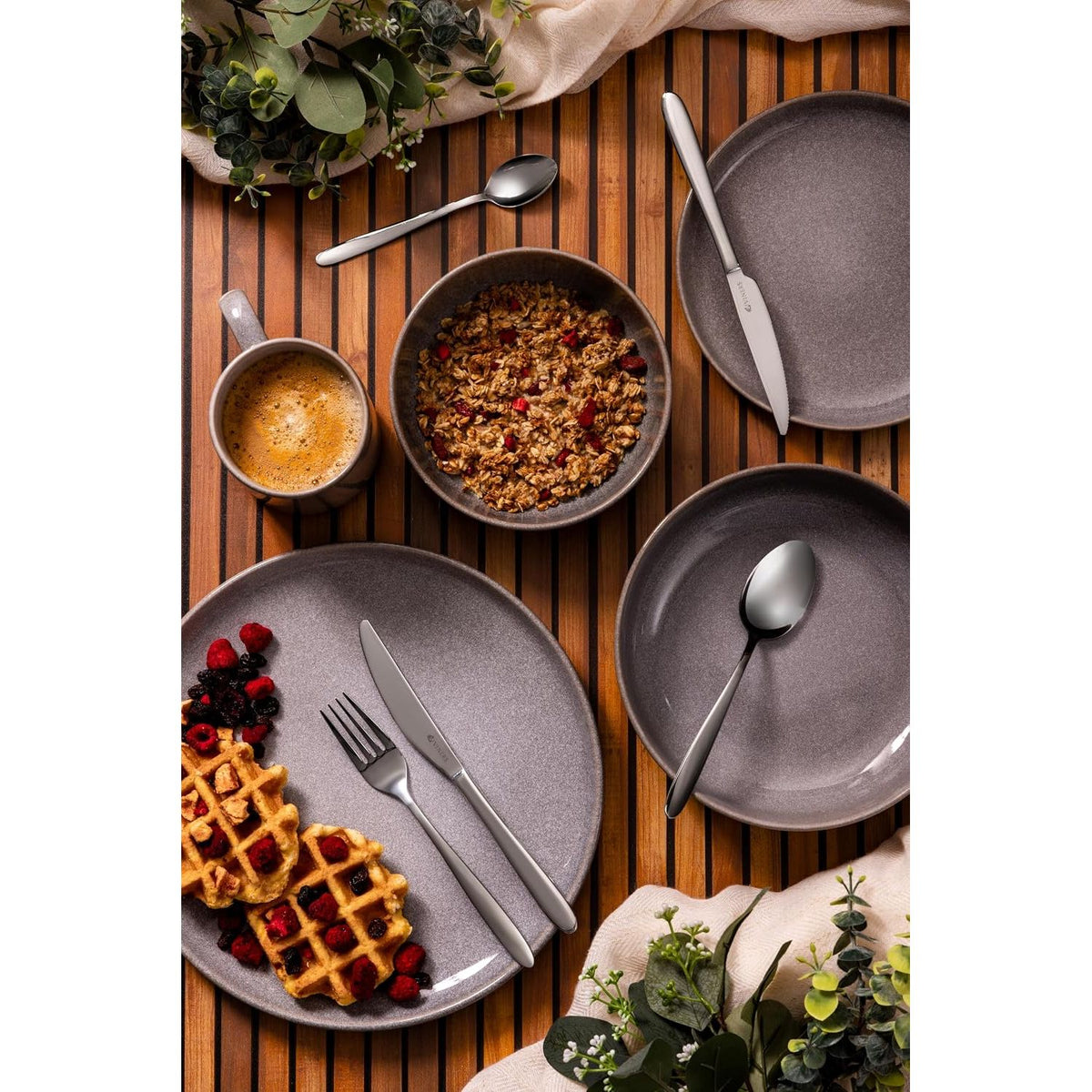 Mason Cash Reactive Aura 12 Piece Dinner Set