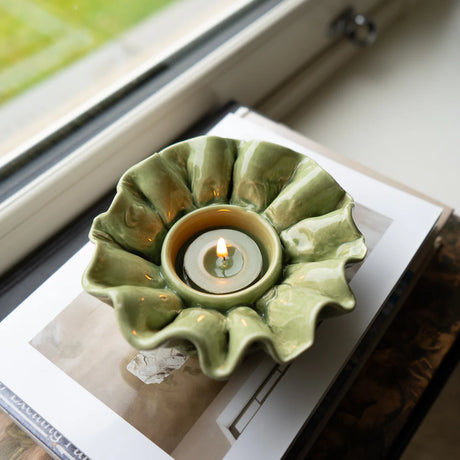 Beautiful Green Flower Tealight Holder - Elegant Ceramic Design - Home Deco London