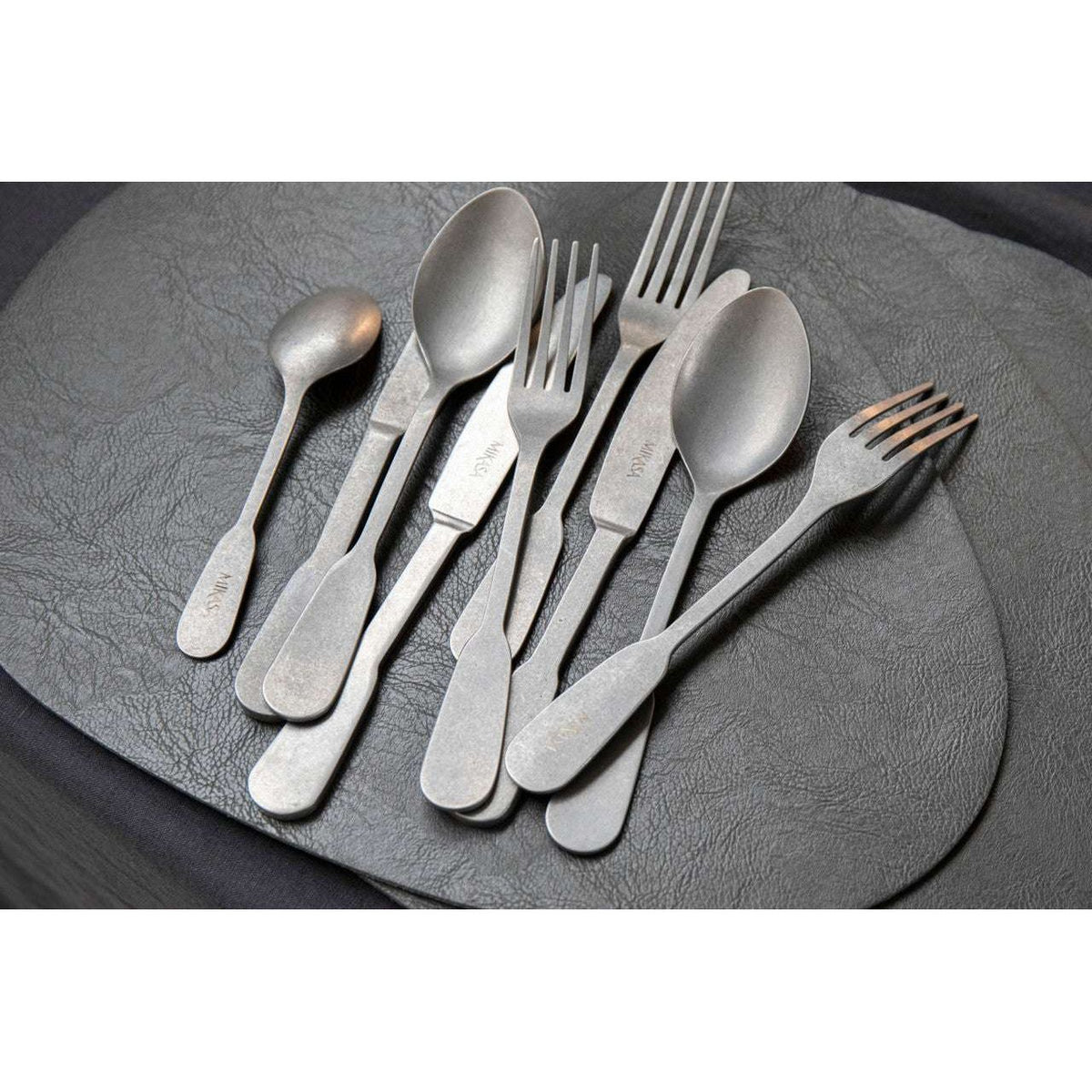 Mikasa Soho Antique 16 Piece Cutlery Set - Home Deco London