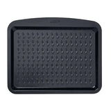 Pyrex Glide Oven Tray 38x25cm with ergonomic side handle, perfect as a non-stick oven tray for effortless handling.
