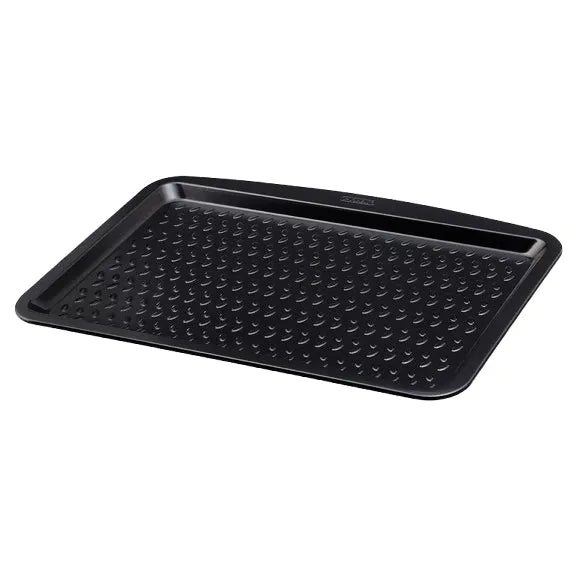 Spacious Pyrex Glide Oven Tray 34x24cm with ergonomic handle, the ideal non-stick oven tray for safe handling.