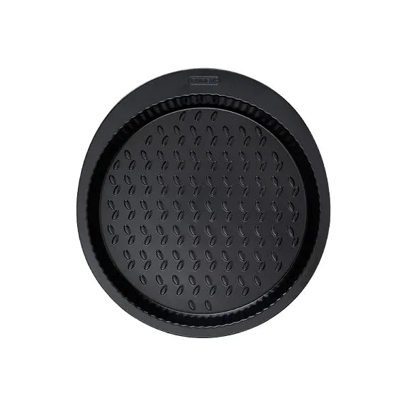 Durable Pyrex Glide Pie Tin & Tart Dish showing ergonomic design and safe grip, perfect for handling. The ultimate non-stick pie dish for home bakers.