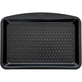 Pyrex Glide Metal Roaster 38x24cm, perfect for effortless cooking with its non-stick metal roaster surface.