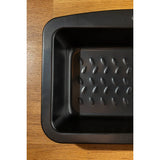 Internal dimensions of the Pyrex Glide Loaf Tin, perfect for various culinary needs from baking to roasting.