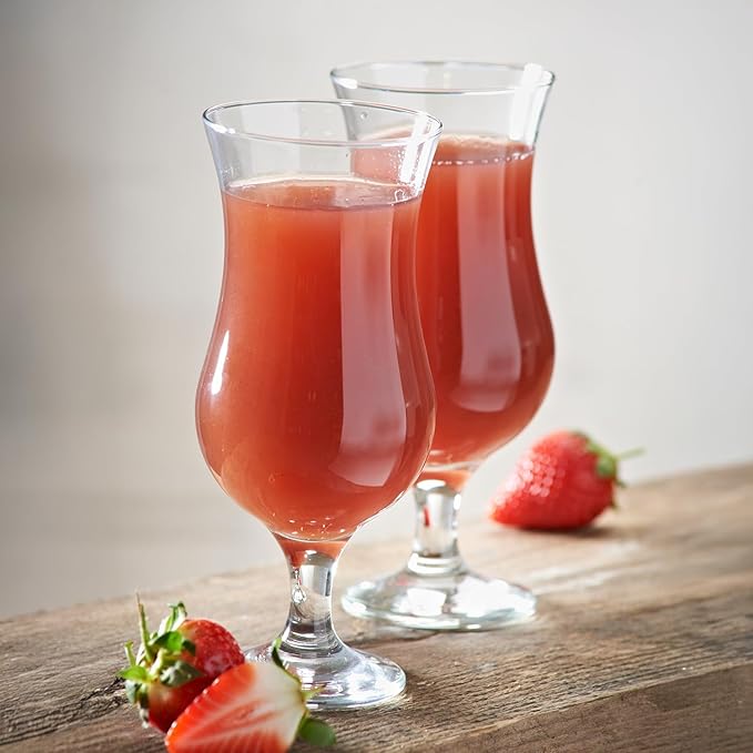 Close-up of the Entertain Set Of 2 Cocktail Glasses 42cl showcasing the tall bowl shape, perfect for cocktail glasses set.