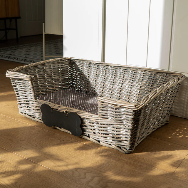 Small Dog Basket with Padded Bed and Personalised Chalk Board - Home Deco London