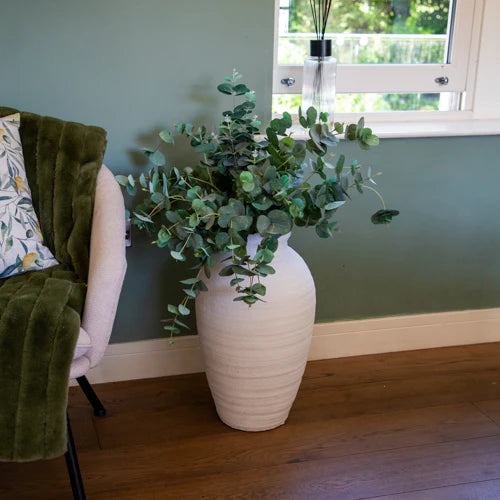 47cm Small Traditional Vase - Elegant ceramic decorative vase with a textured finish, perfect for floral arrangements or as a standalone decor piece.