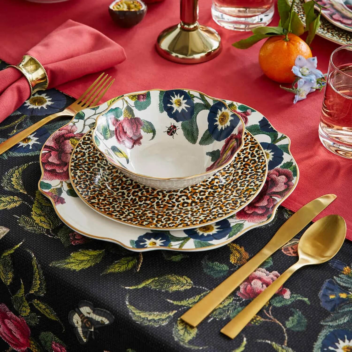 Spode Creatures of Curiosity Fine China Dinner Set 12 Pieces - Home Deco London