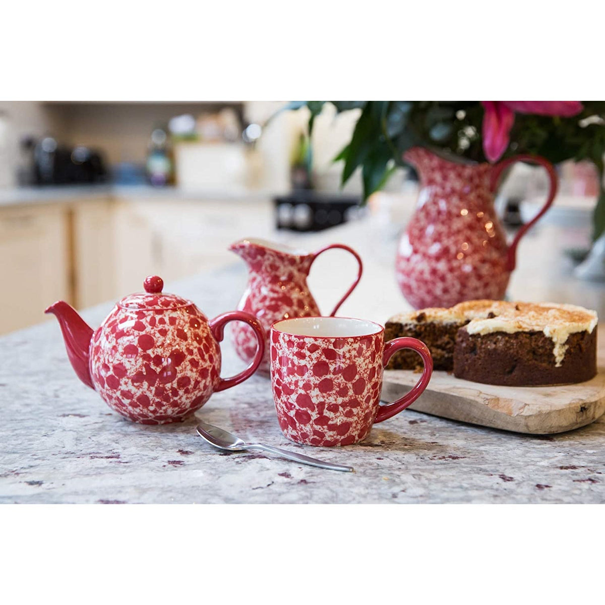 Medium Red Stoneware Water Jug by London Pottery - 575 ml Capacity, Spill-Resistant Design - Home Deco London