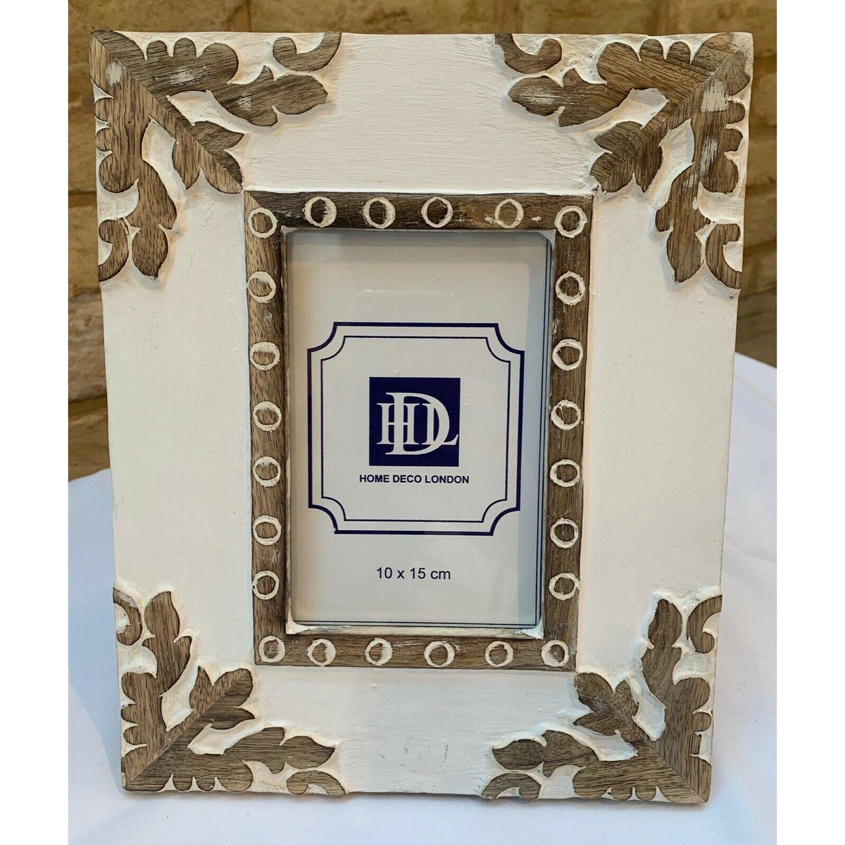 Natural Mango Wood Photo Frame 4x6In With Carved Leaf Design - Rustic Handmade Decor - Home Deco London